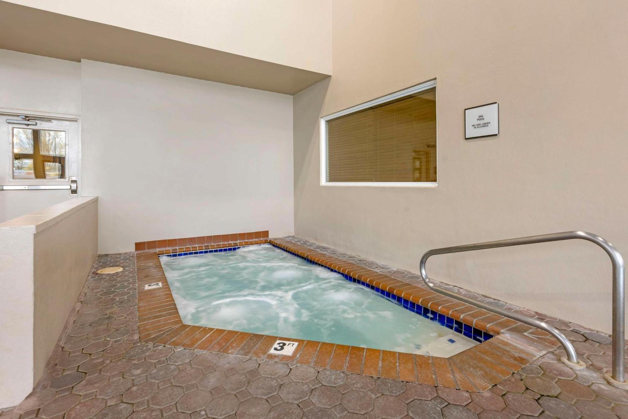 סאלם Best Western Plus Mill Creek Inn מראה חיצוני תמונה