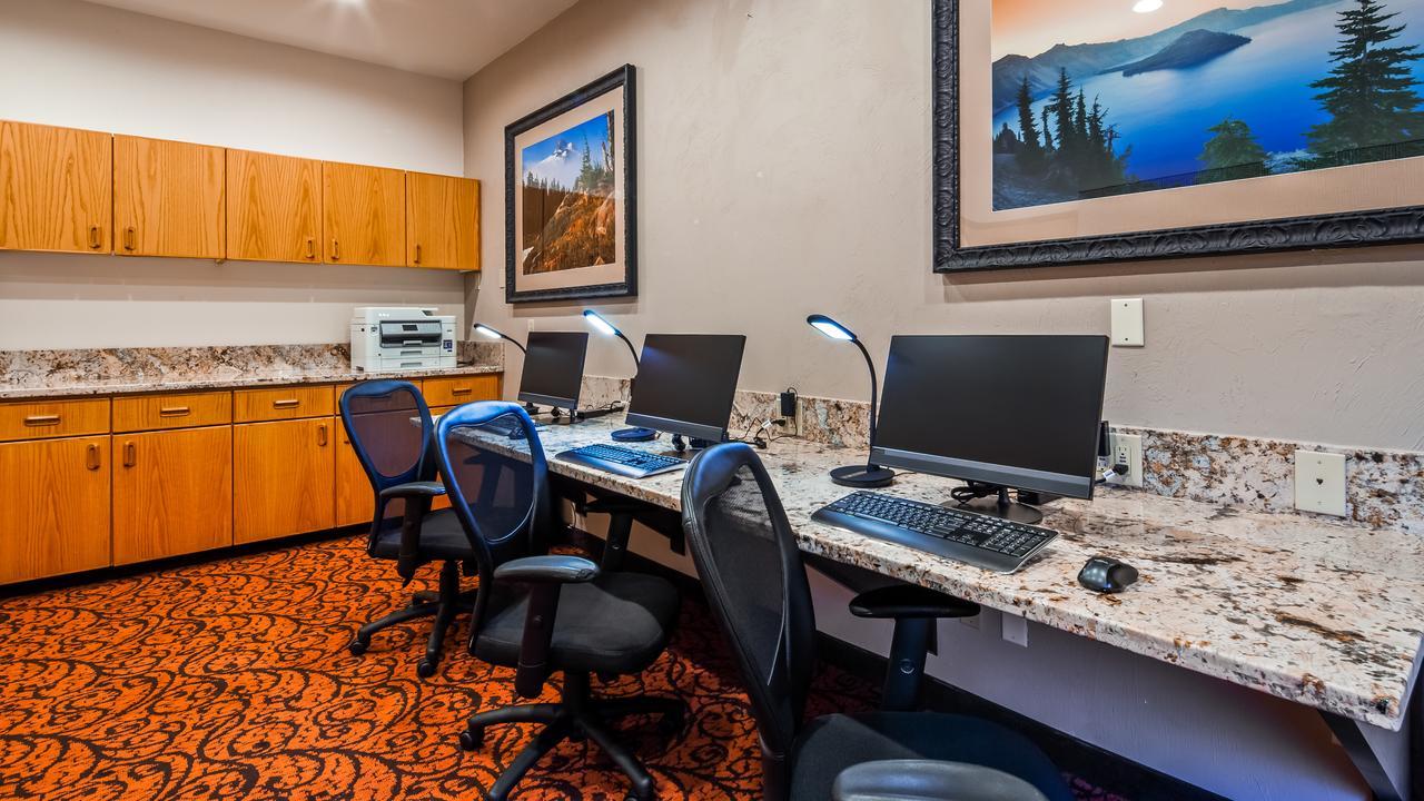 סאלם Best Western Plus Mill Creek Inn מראה חיצוני תמונה